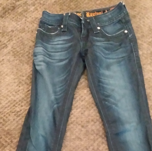 27 rock revival debbie skinny jeans - Picture 2 of 4